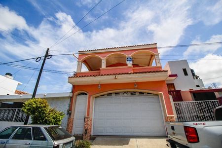 CASA EN RENTA EN JACARANDAS, MAZATLAN SINALOA