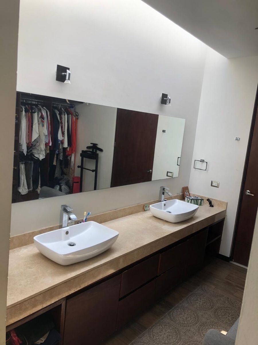 7 de 11: Baño Recámara Principal