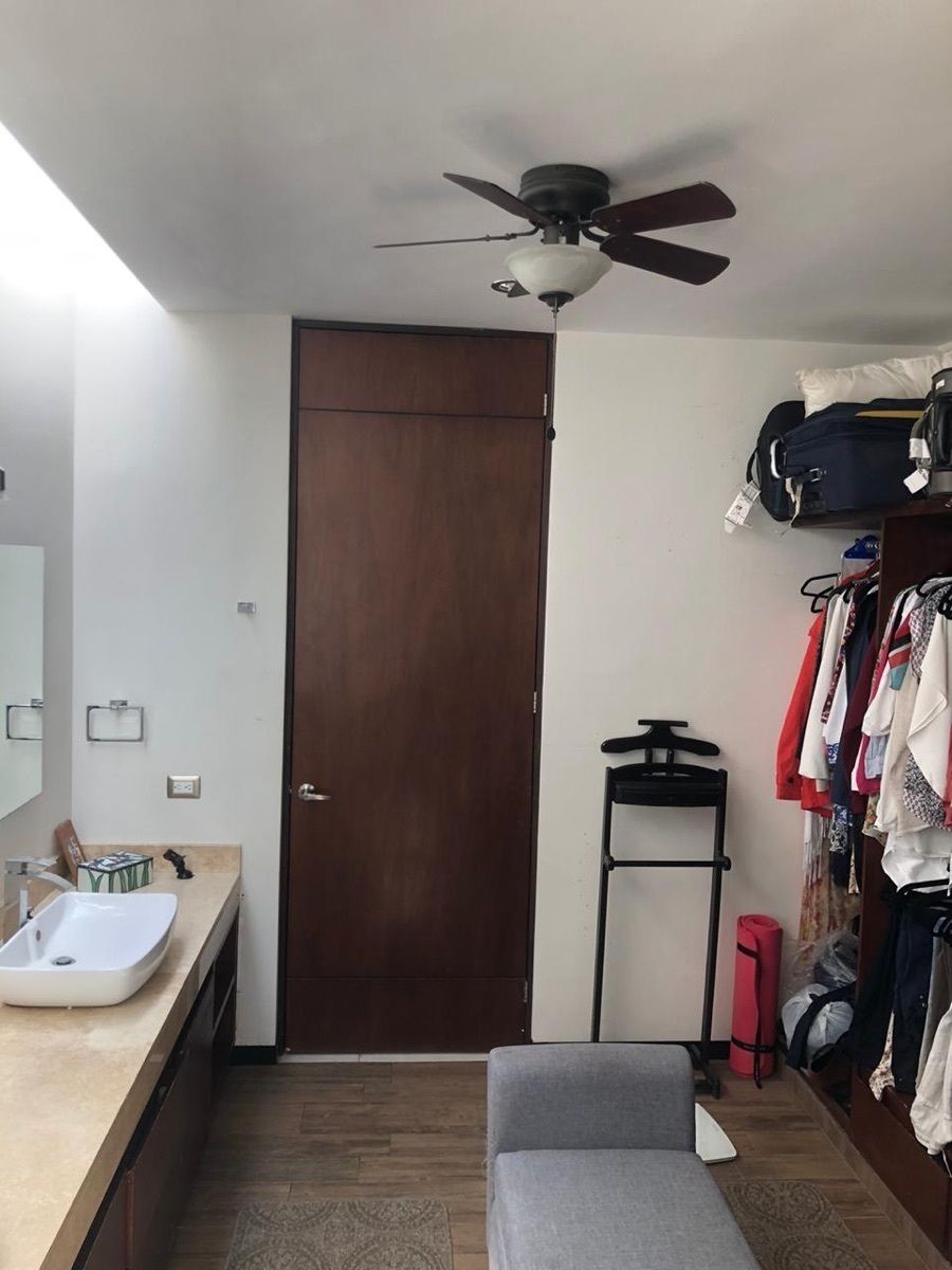 8 de 11: Baño Recámara Principal