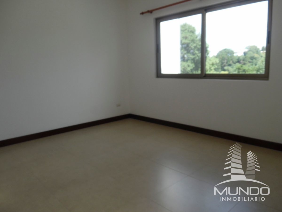 13 de 18: Habitación
