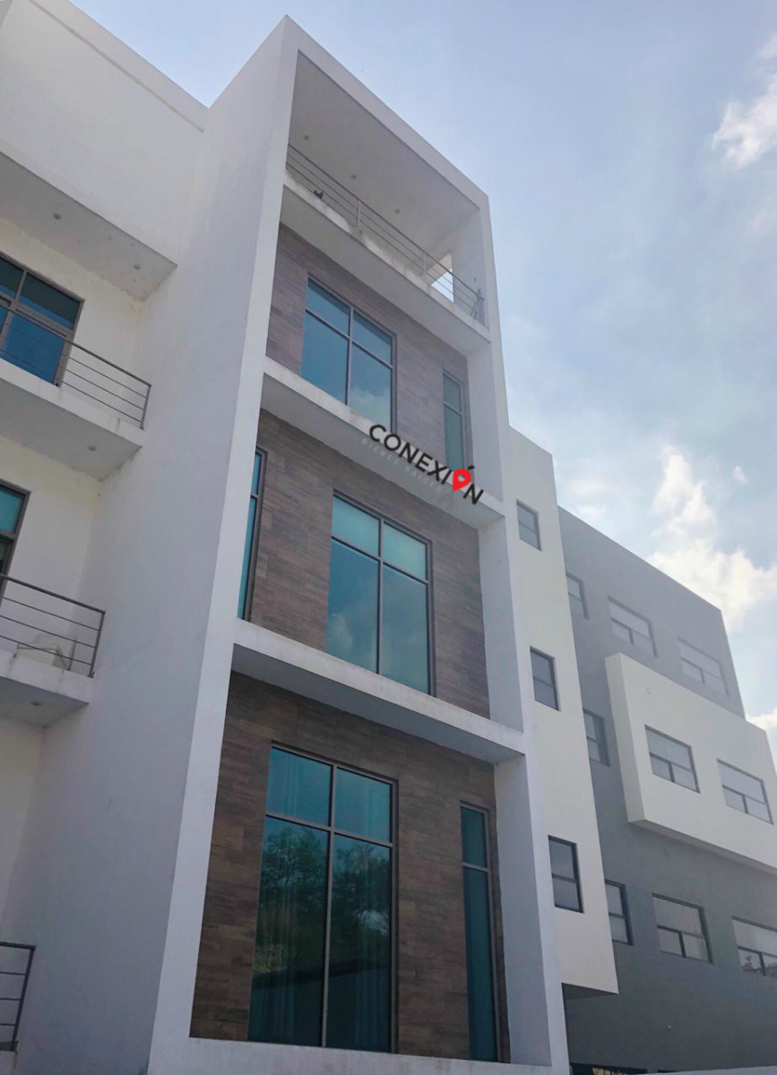 DEPARTAMENTO EN VENTA DE 3 RECÁMARAS DE 160M2 EN MONTERREY, ZONA OBISPADO!