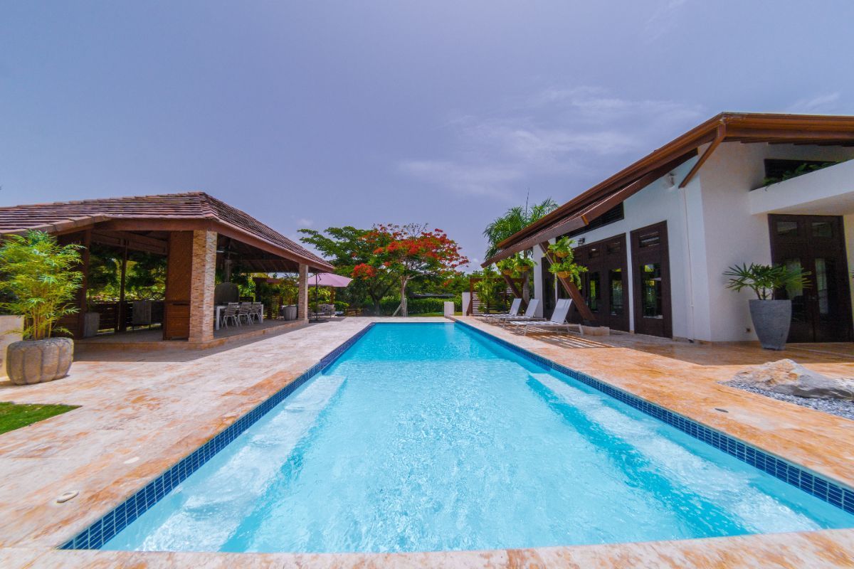 4 de 22: piscina