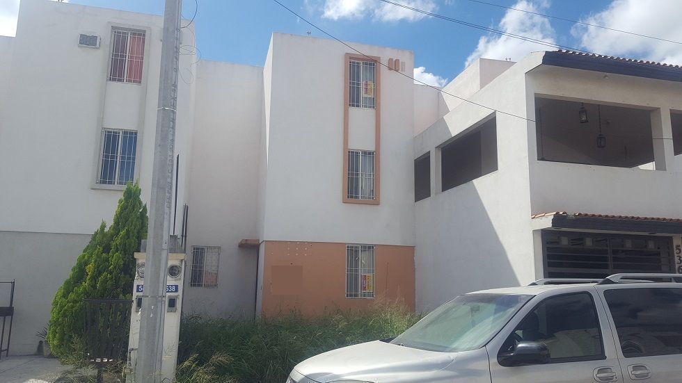 Casa en Venta tres pisos, 4 recámaras Residencial San Benito, Apodaca, .  | EasyBroker