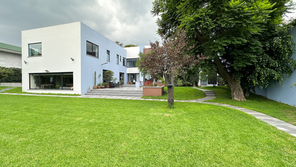 30 de 33: Jardín común (solo 3 departamentos)