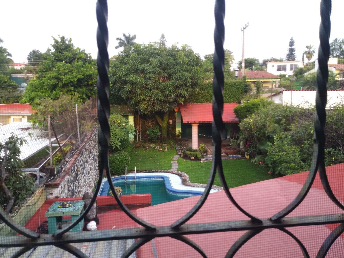 27 de 35