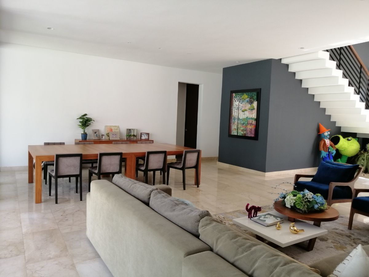 9 de 47: Sala comedor