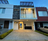 Hermosa Casa  en Renta cerca del Club de Golf Sta. Anita