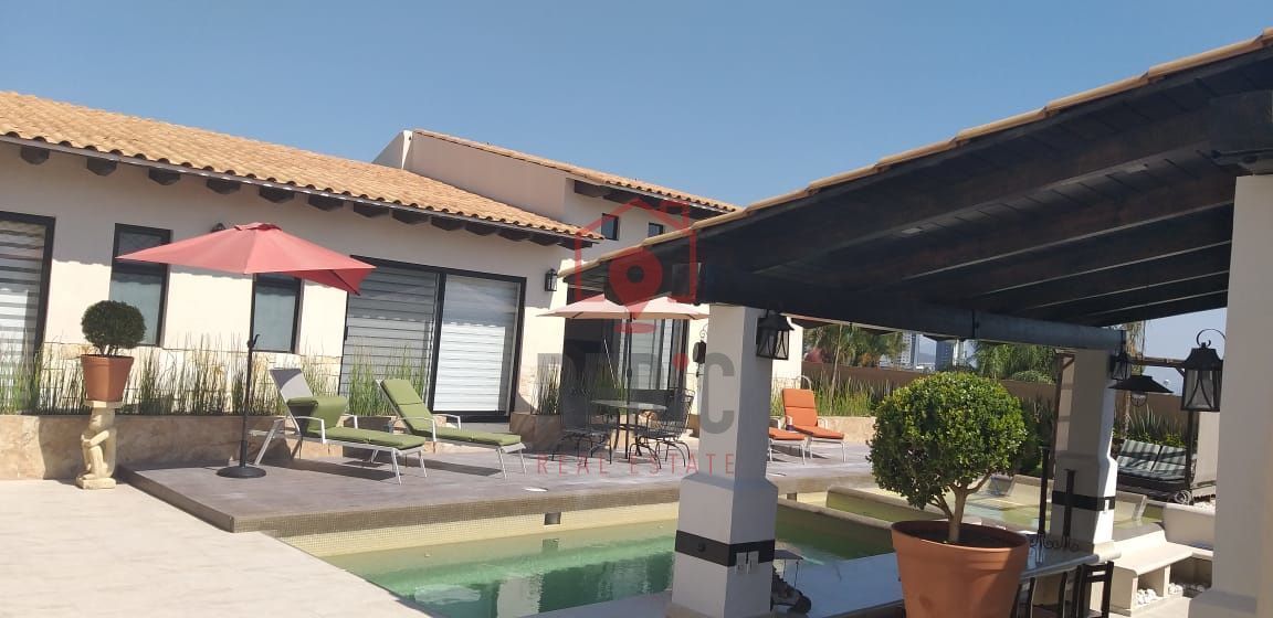 Casa à venda em Juriquilla, foto 1 de 9