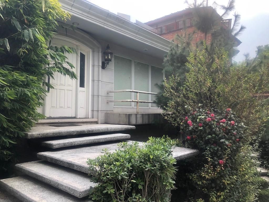 4 de 36