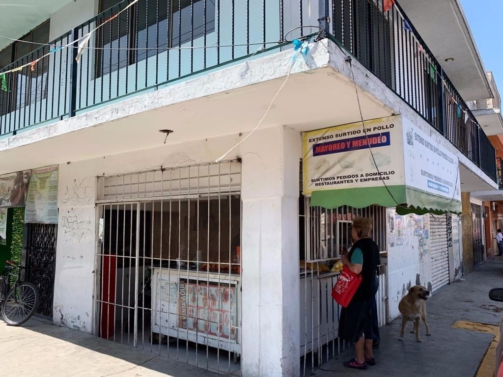 2 de 21: Local 1