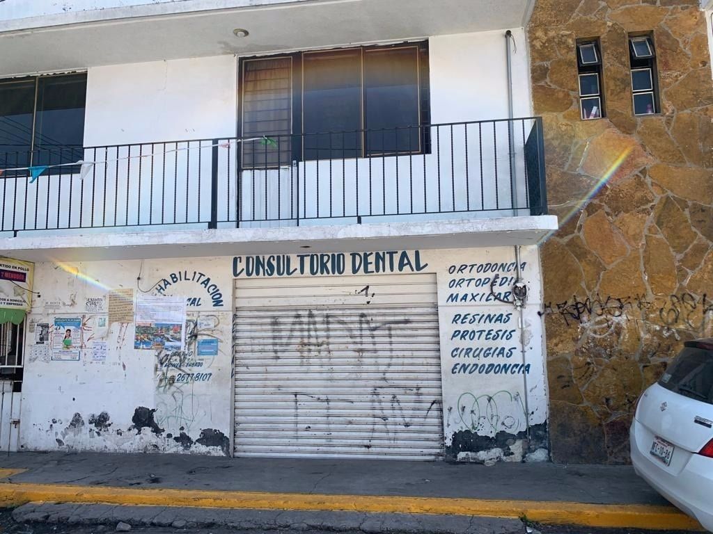 3 de 21: Local 2