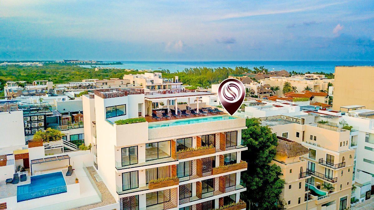 Condominio con amenidades entre la quinta avenida y el mar en Playa del Carmen