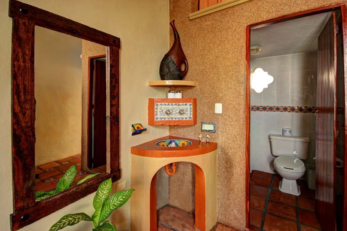25 de 35: Fantástico Hotel en venta con vista al mar y restaurant