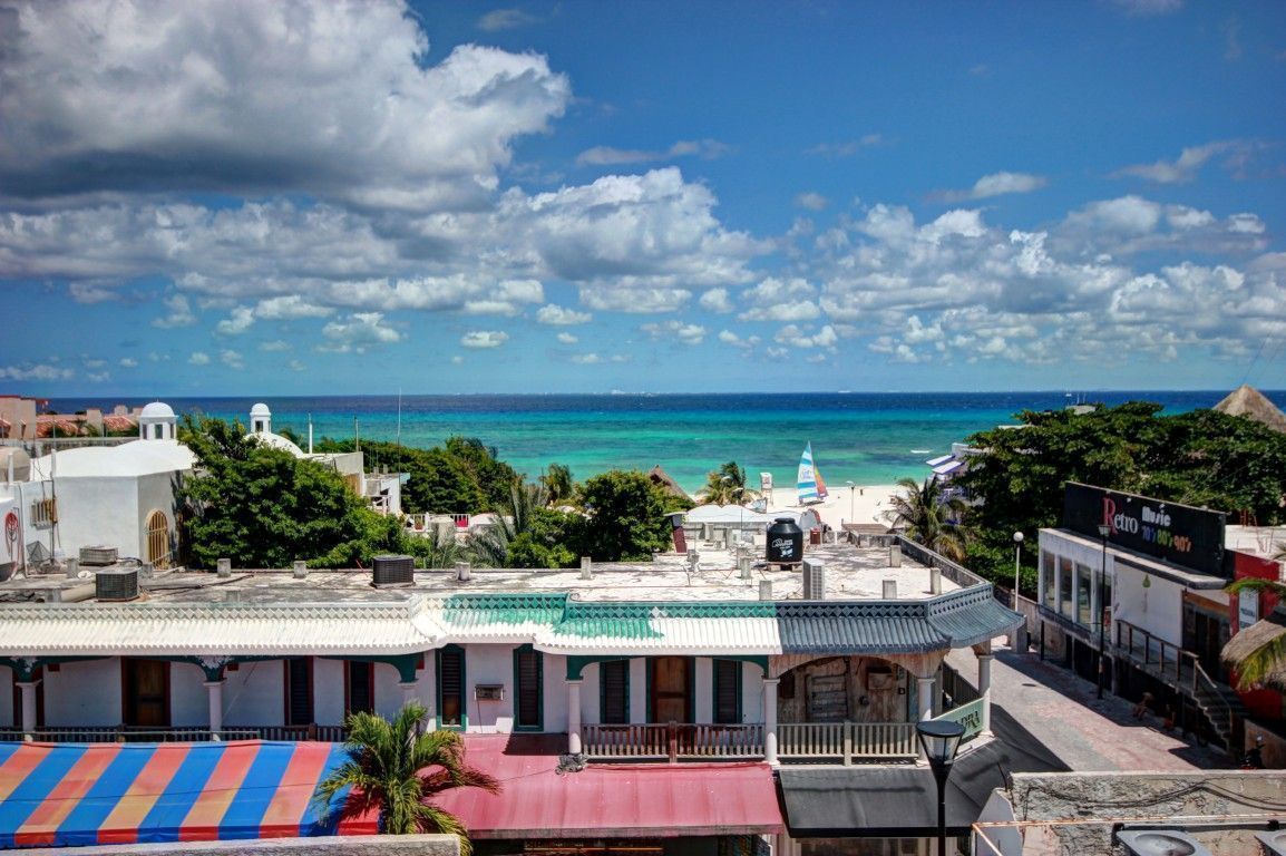 3 de 35: Fantástico Hotel en venta con vista al mar y restaurant