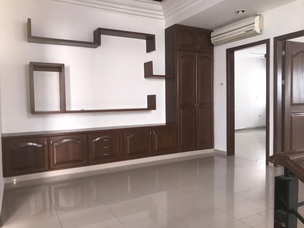 4 de 6:  SALA DE TV