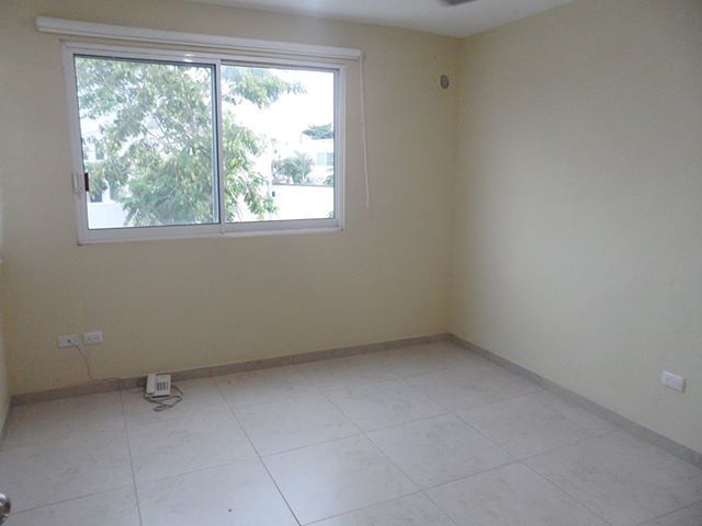 6 de 9: área de oficina