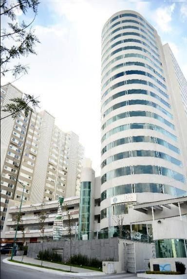 2 de 4