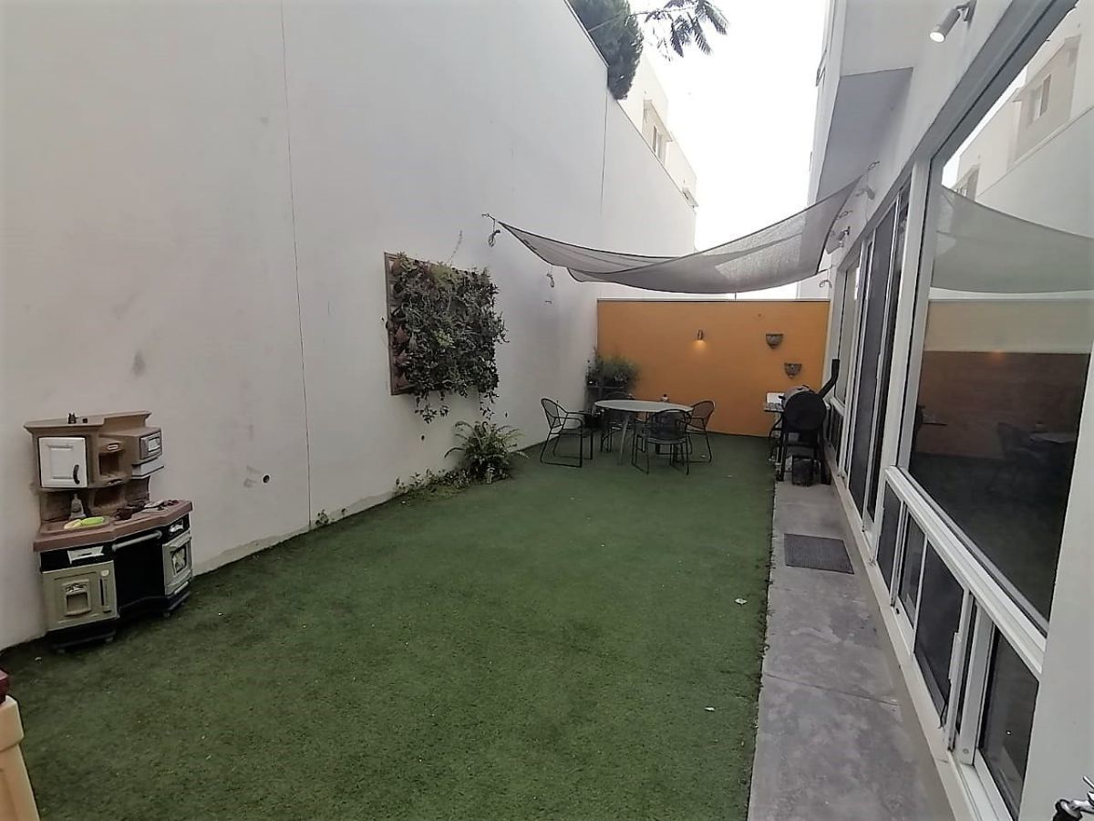 4 de 17