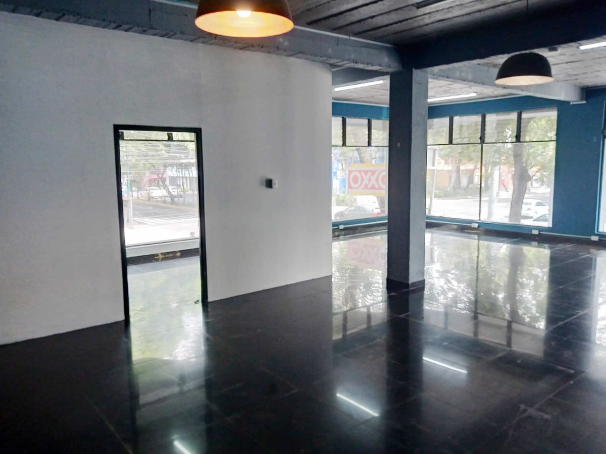 7 de 15: Local Comercial Eje Central y Zapata en Renta Rayo Vende ®