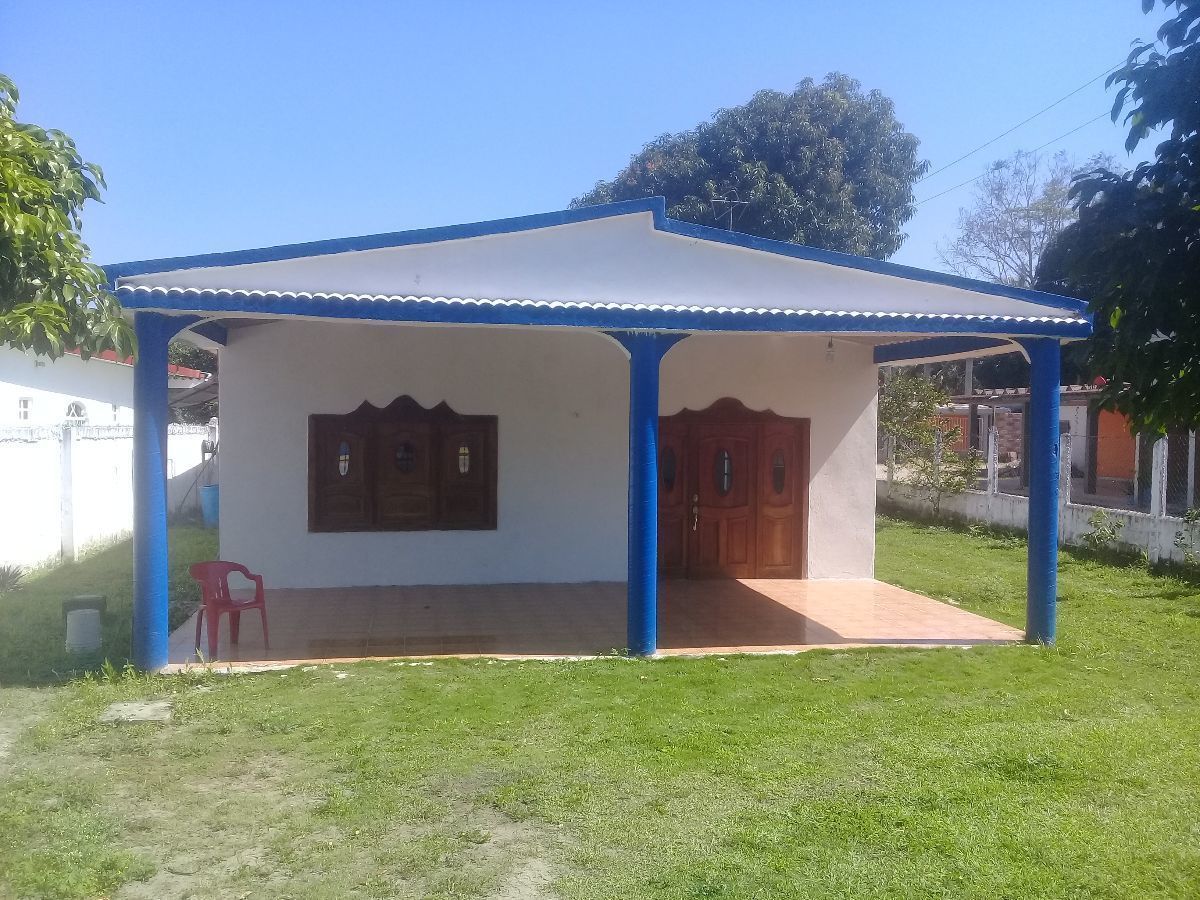 CASA EN VENTA EN R/A ORIENTE 1RA SECC. PARAISO TABASCO