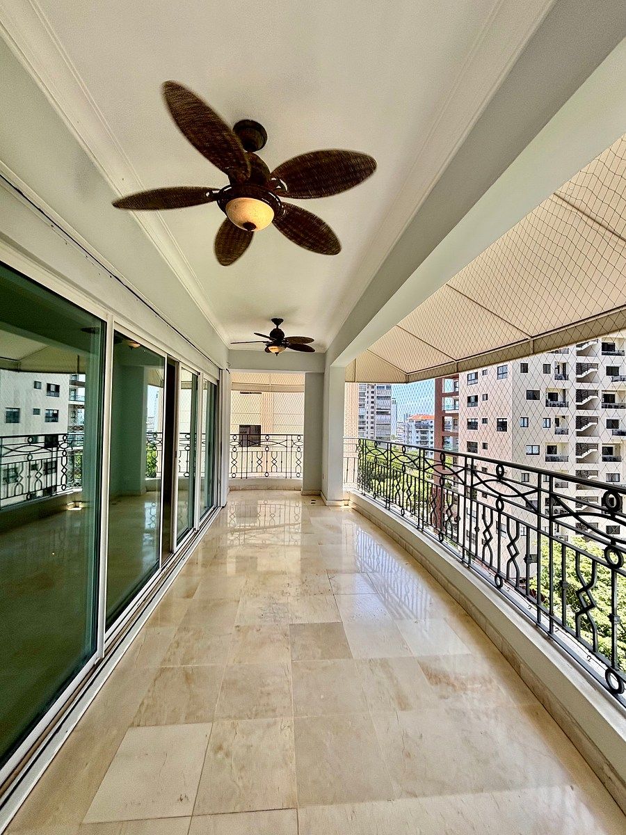 Apartamento en Alquiler con Línea Blanca, foto 1 de 20