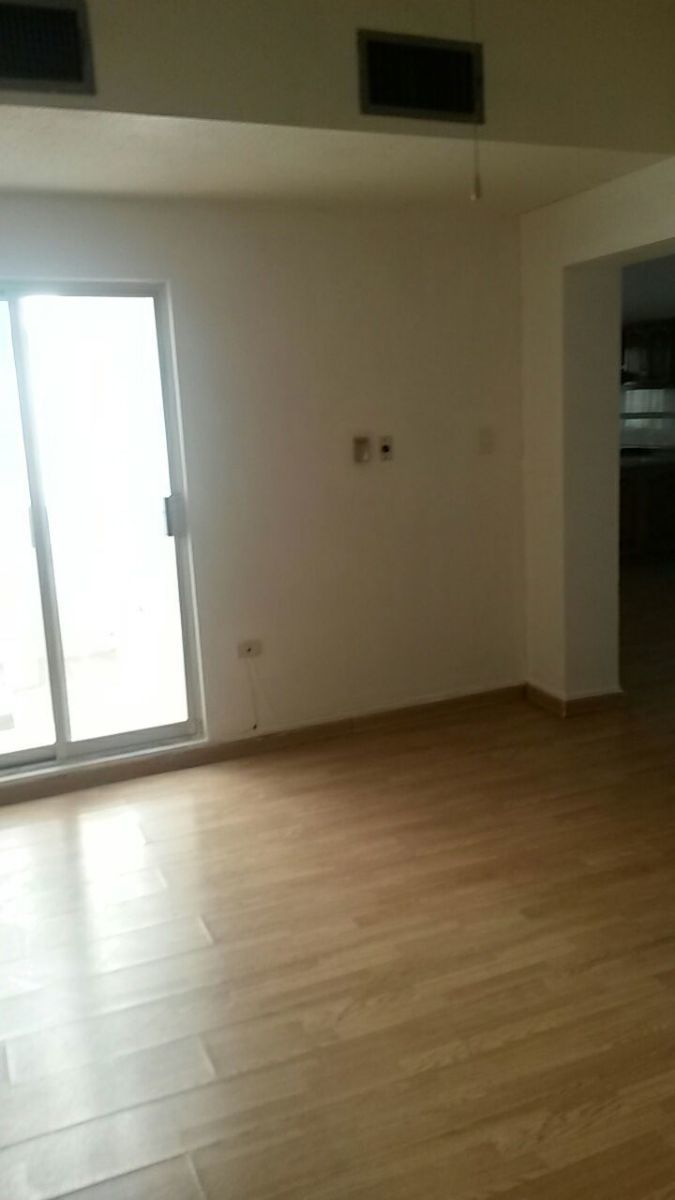 5 de 16: SALA-COMEDOR