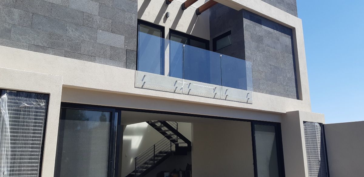 3 de 28