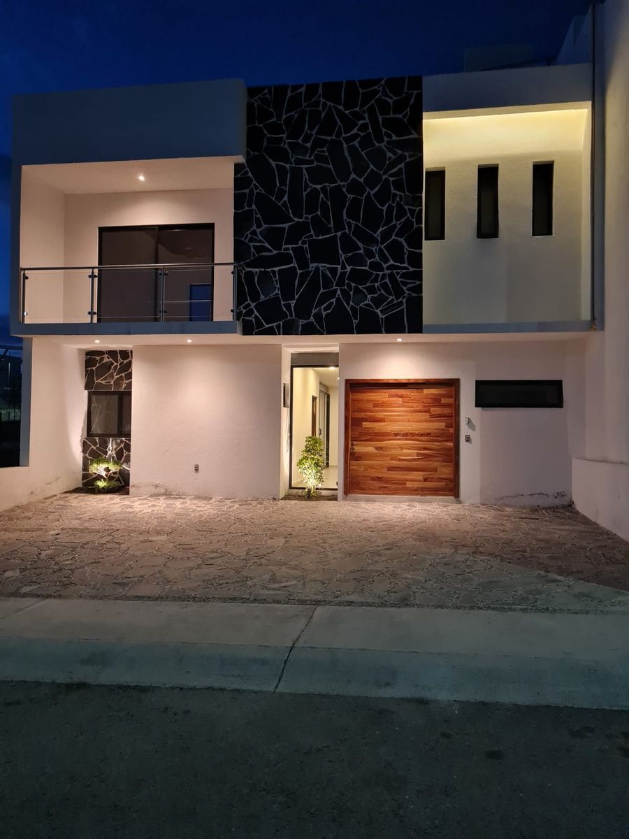 VENTA DE CASA EN LOMAS DE JURIQUILLA QUERETARO