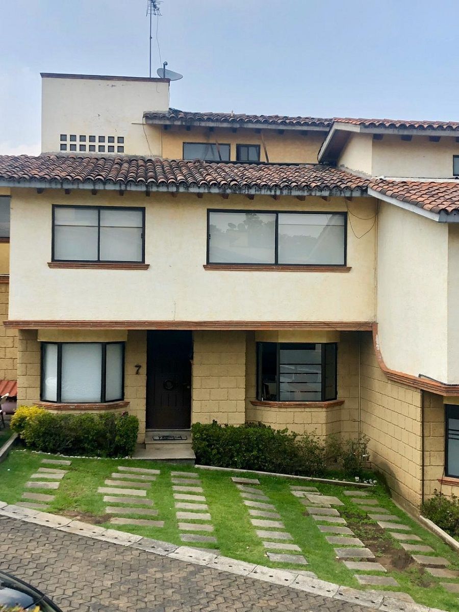 1 de 17: FACHADA
