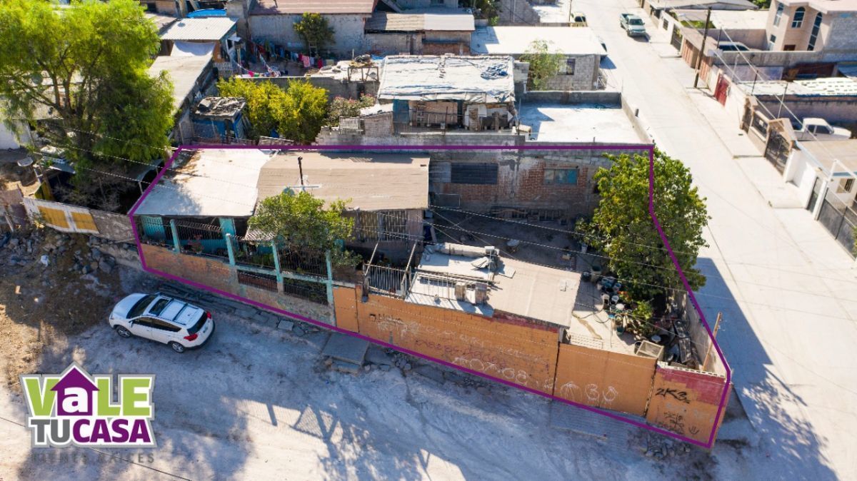 Terreno con casa en venta, aplica INFONAVIT - El Florido Tijuana |  EasyBroker