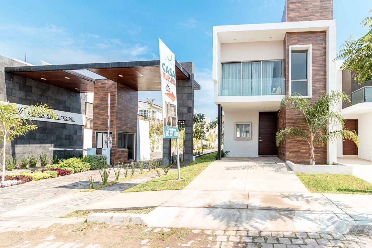 3 de 24: Entrada y Salida, Casa Muestra