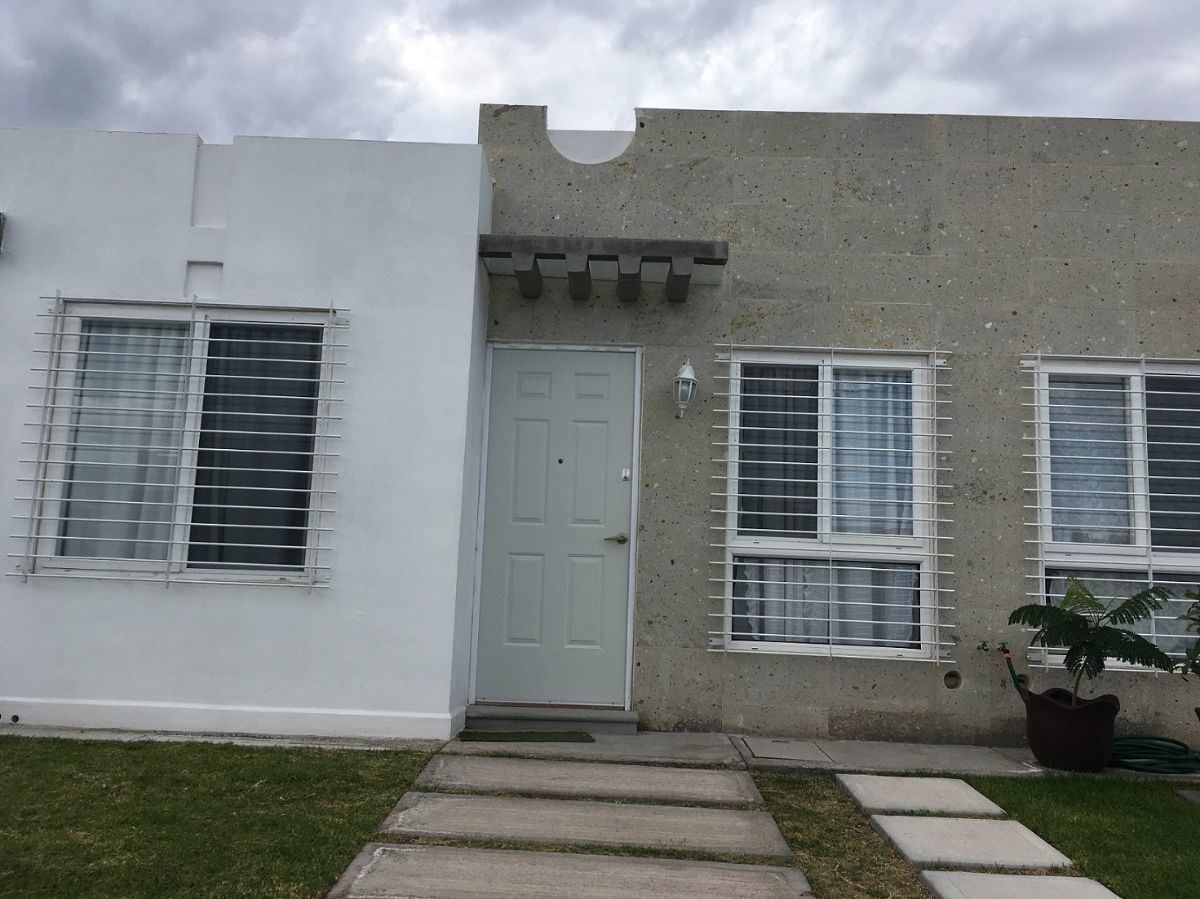 CASA EN RENTA UN PISO EN LOS ENCINOS EL MARQUÉS QUERÉTARO. $5,500 |  EasyBroker