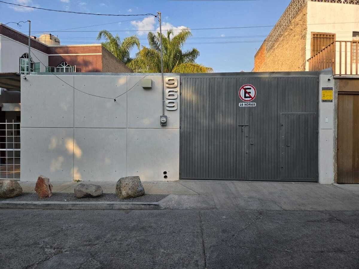 1 de 4