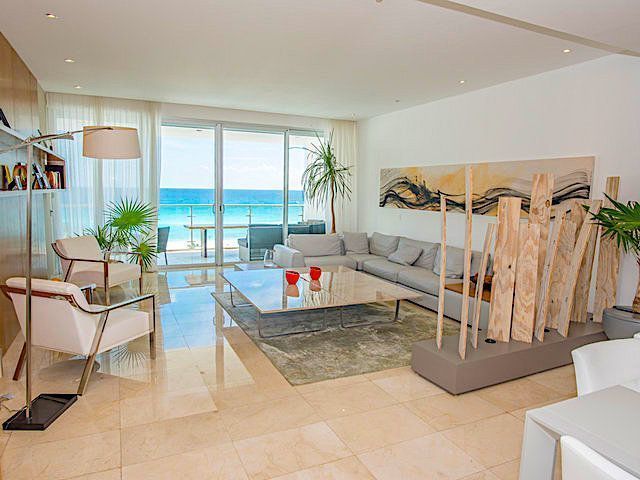 Departamento 4 recamaras frente al mar venta en Emerald Cancun