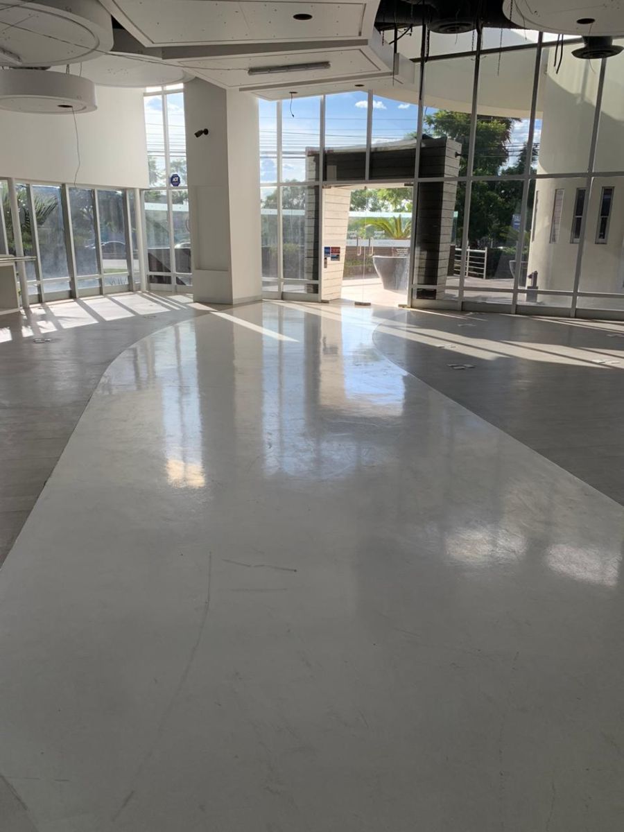 4 de 15: Espacios amplios, atractivos y con mucha visibilidad