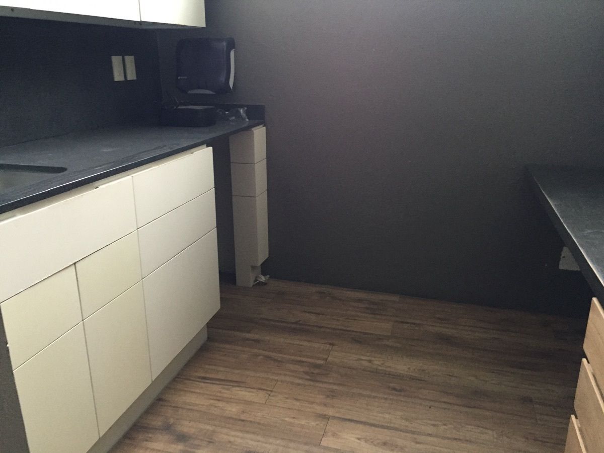 17 of 29: zona de cocina sin minibar