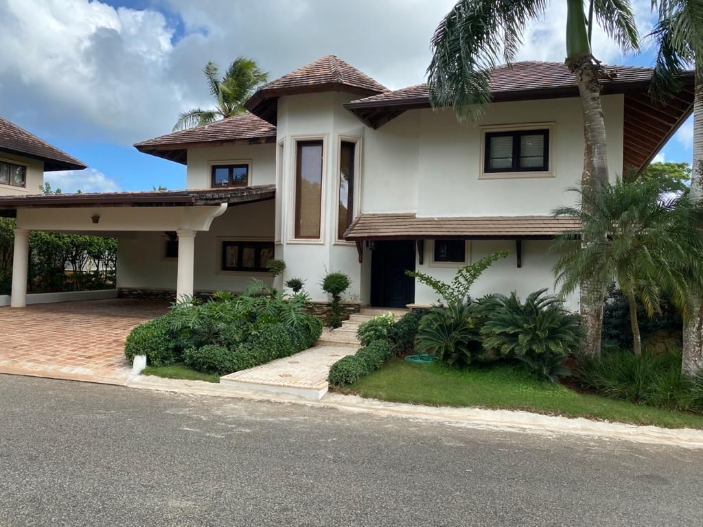 VILLA EN VENTA, LA ROMANA, CASA DE CAMPO | EasyBroker