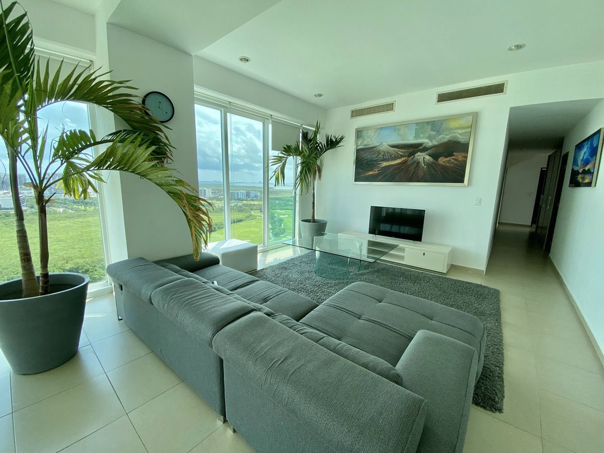 7 de 40: Penthouse amueblado en renta en Puerto Cancun