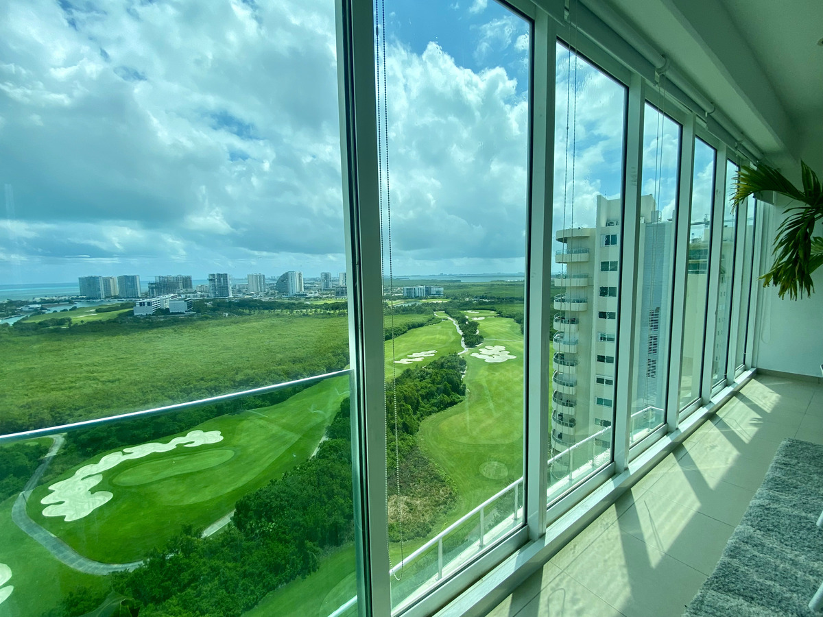 25 de 40: Penthouse amueblado en renta con vista al mar de Cancun