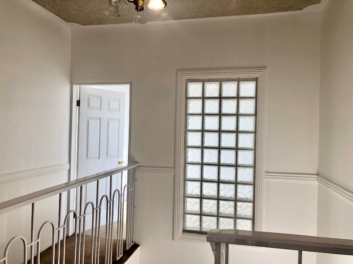 19 de 28: VESTIBULO DISTRIBUIDOR