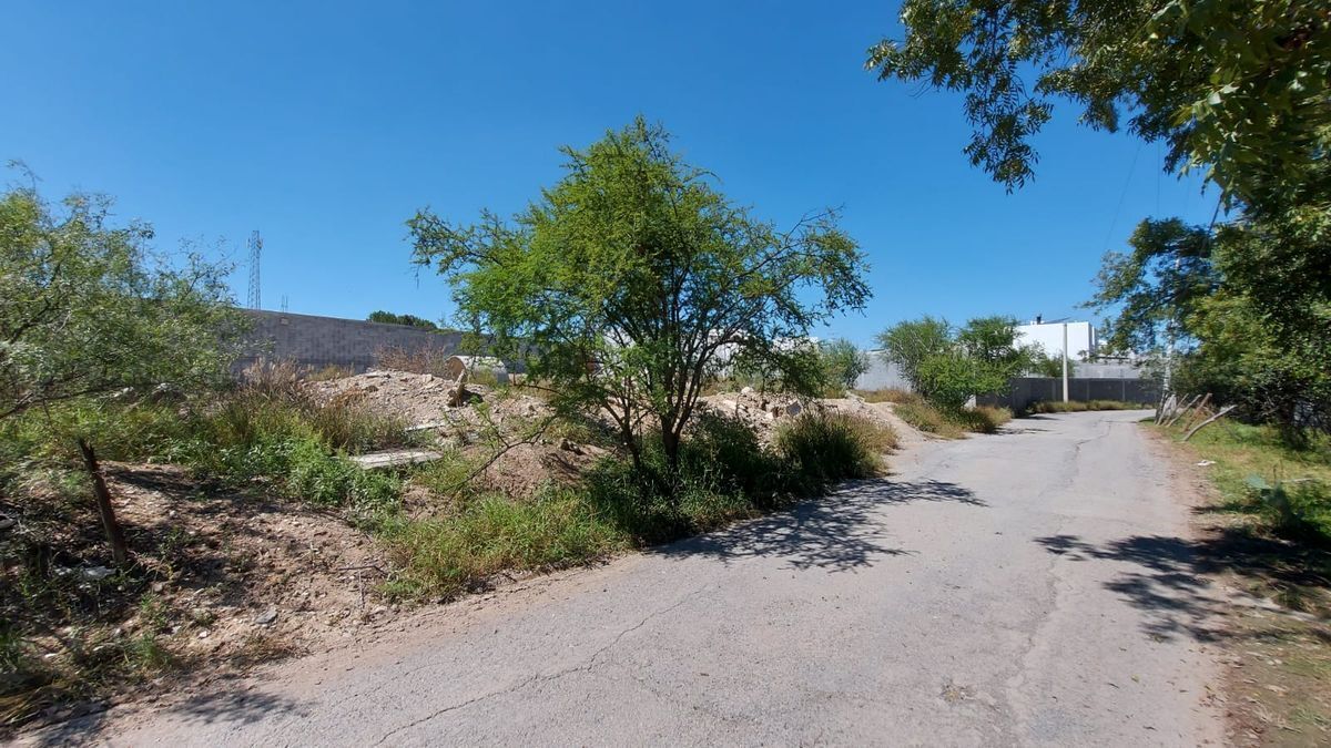 3 de 8: Vista a callejon de San Francisco, parte trasera del terreno