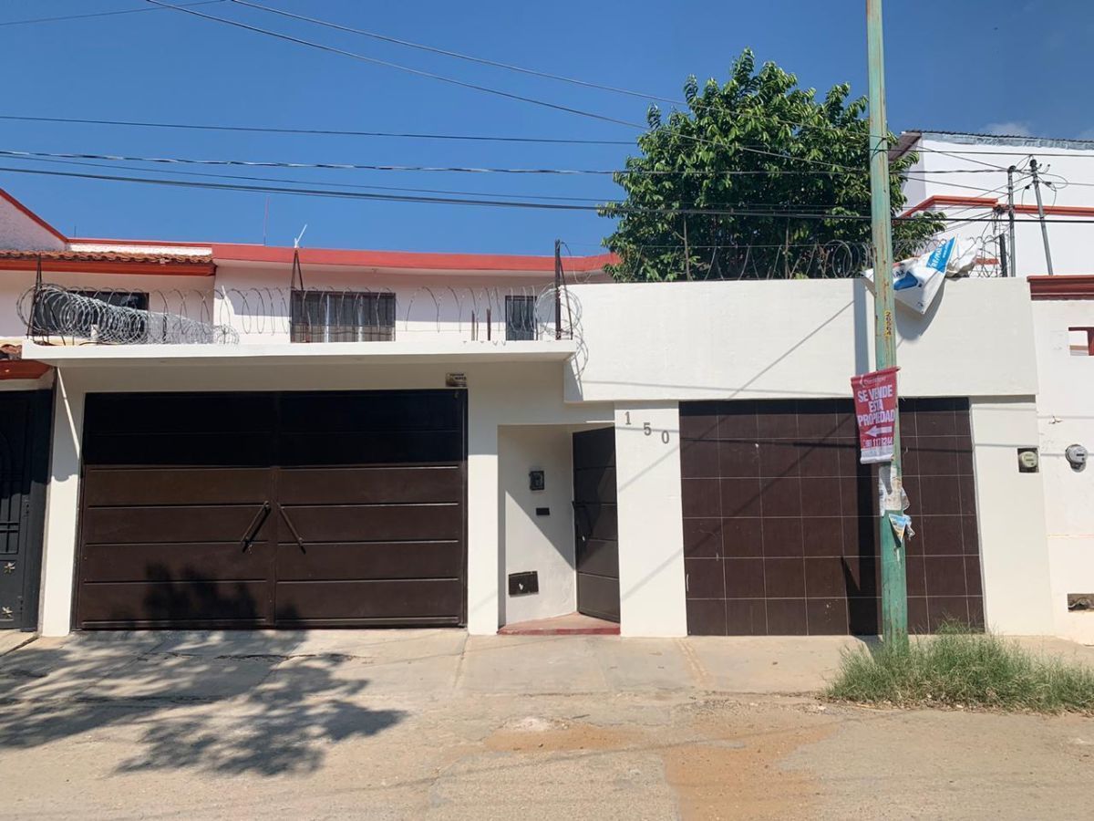 Casa en Venta Tuxtla Gutierrez, con recamara en planta baja | EasyBroker