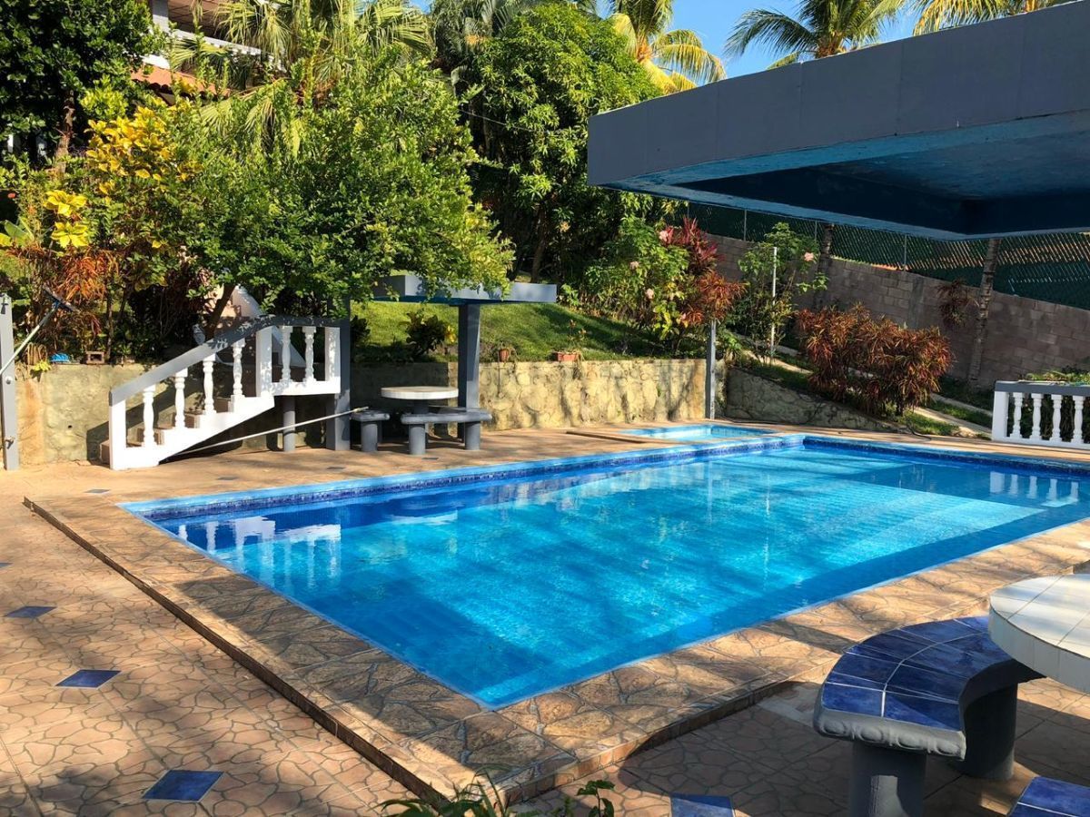 1 de 25: Rancho en venta en Atami La Libertad