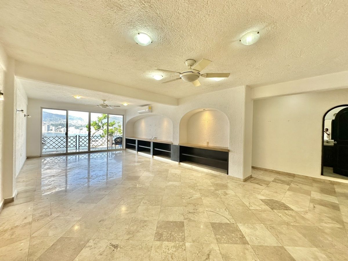 https://assets.easybroker.com/property_images/1452133/78121667/EB-EO2133.jpeg?version=1722224378