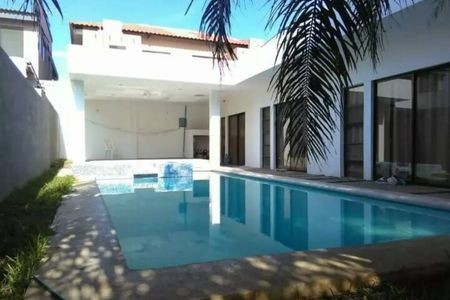 En venta moderna casa en residencial privada Isla de San Blas La Libertad |  EasyBroker