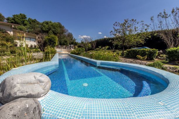 Casa en San Mateo Acatitlán, Valle de Bravo, foto 2 de 31