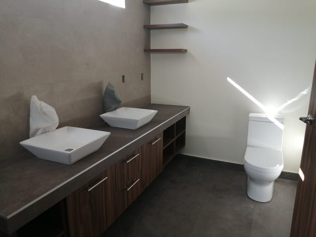 5 de 8: Baño Recámara principal