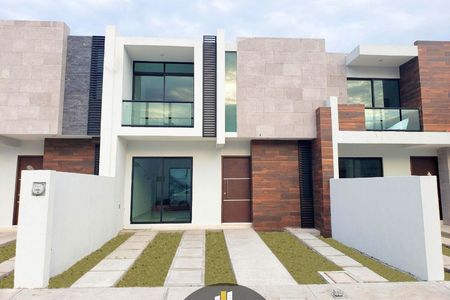 Casa en venta de 3 habitaciones cerca del aeropuerto. Veracruz, Ver.