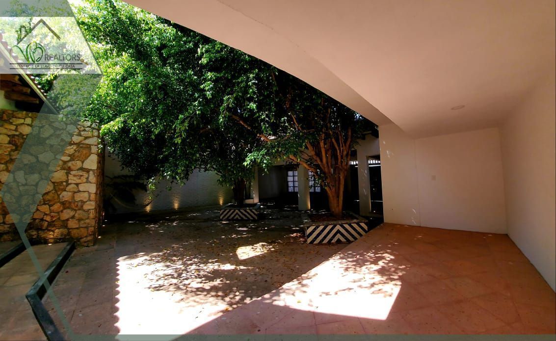 15 of 20: Venta
Uso de suelo Comercial Habitacional
www.vbrealtors.net