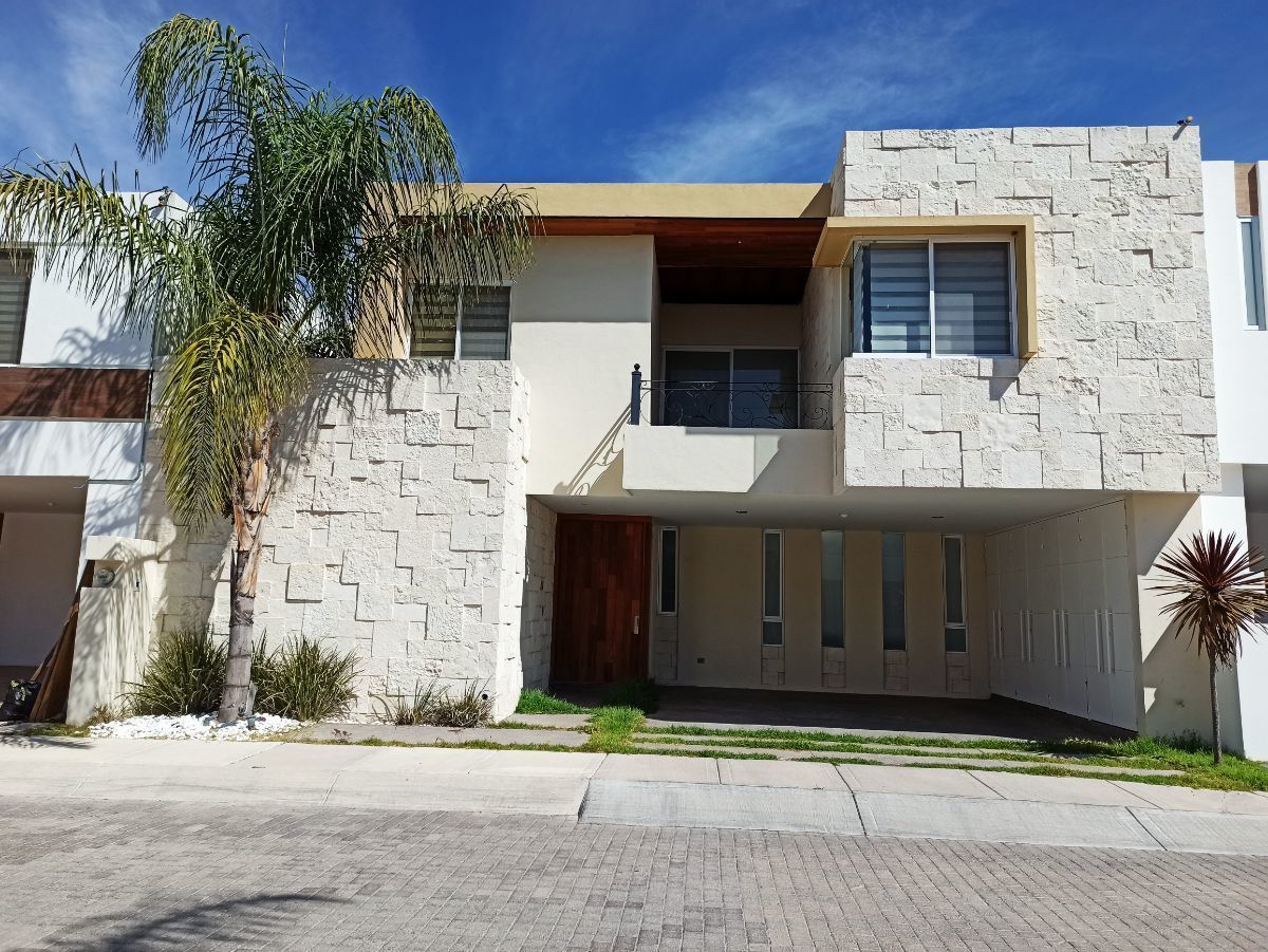 Casa en Venta REAL DEL MOLINO | EasyBroker